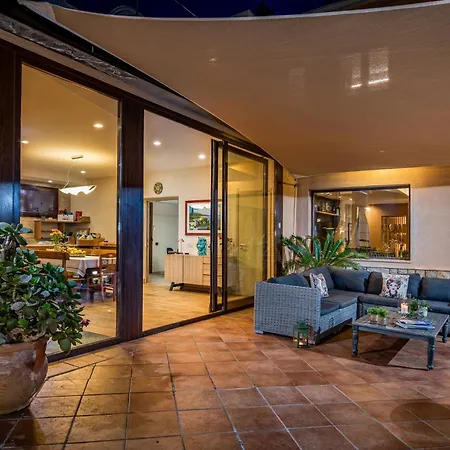 Provenza 12&4, Emma 빌라