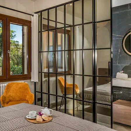 Provenza 12&4, Emma 빌라 *